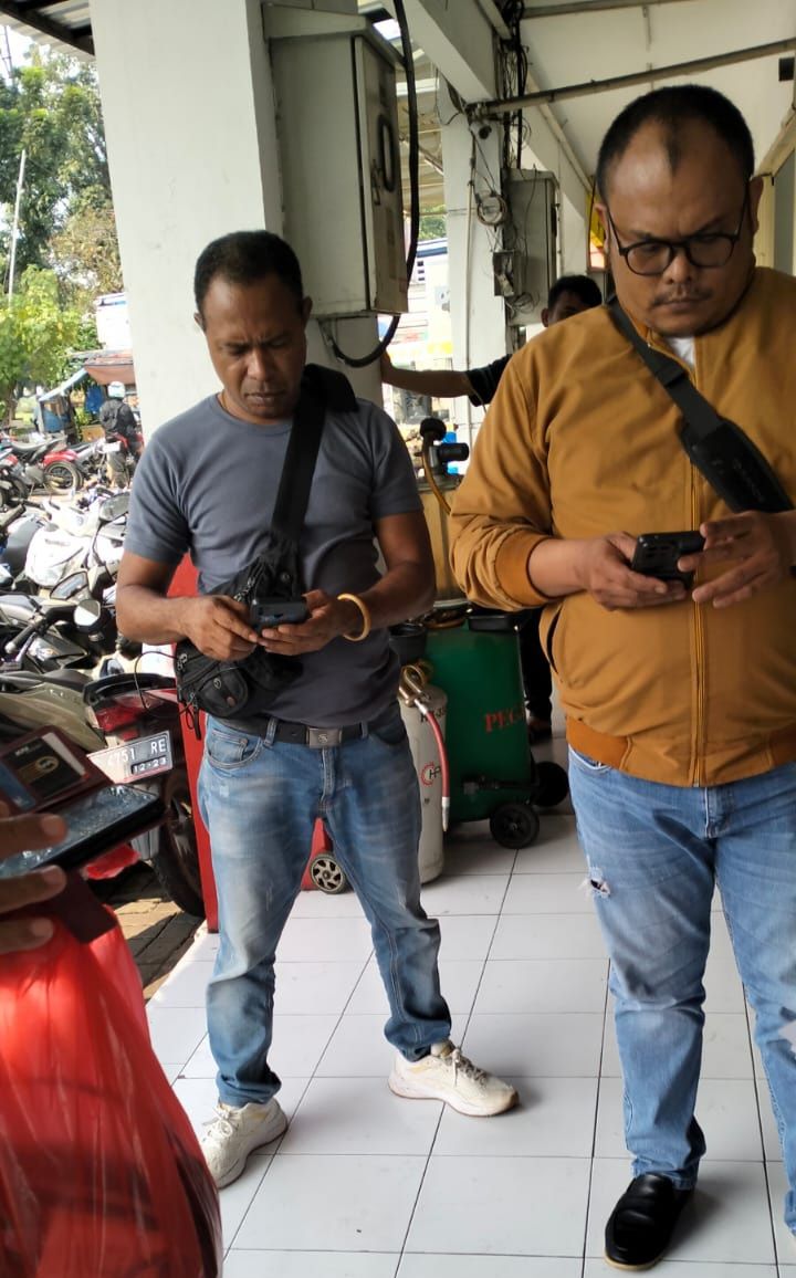 Debt Colector Rampas Mobil Milik Warga Blitar Dijalan Raya Lemahabang – Bekasi