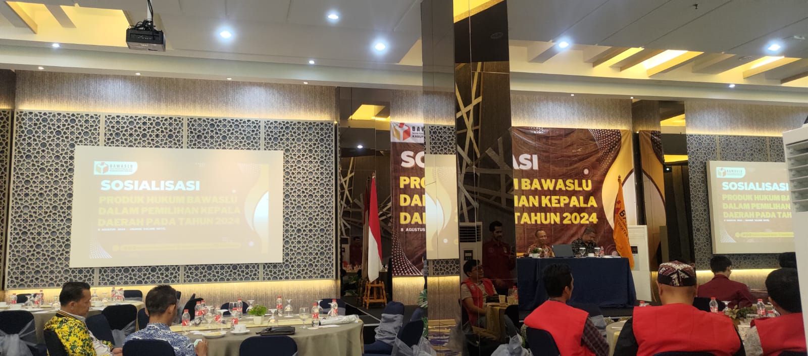 Bawaslu Kabupaten Bekasi Sosialisasi  Peraturan dan  Produk Hukum