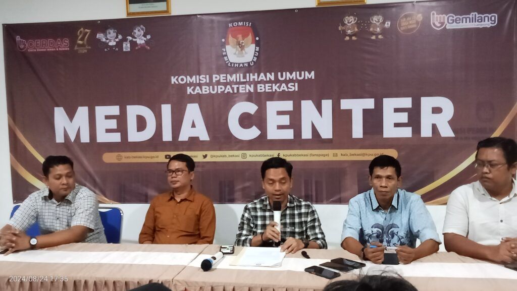 KPU Kab  Bekasi Umumkan Pendaftaran Pasangan Calon Bupati dan Wakil Bupati Bekasi 2024