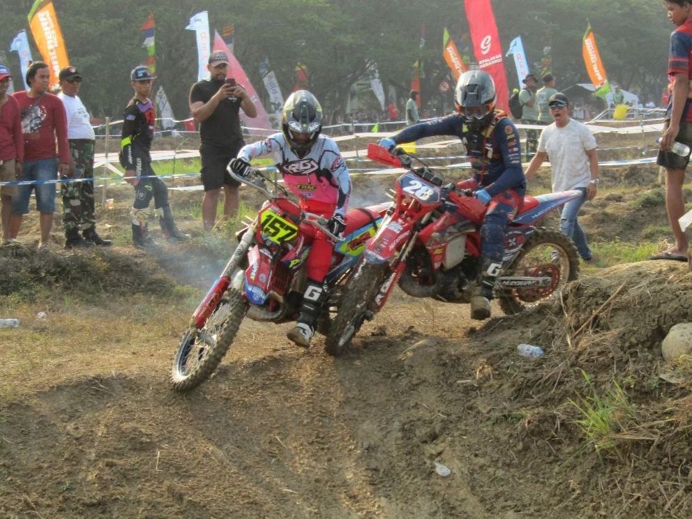 Kodim 0509 Kabupaten Bekasi Gelar Trail Army Enduro