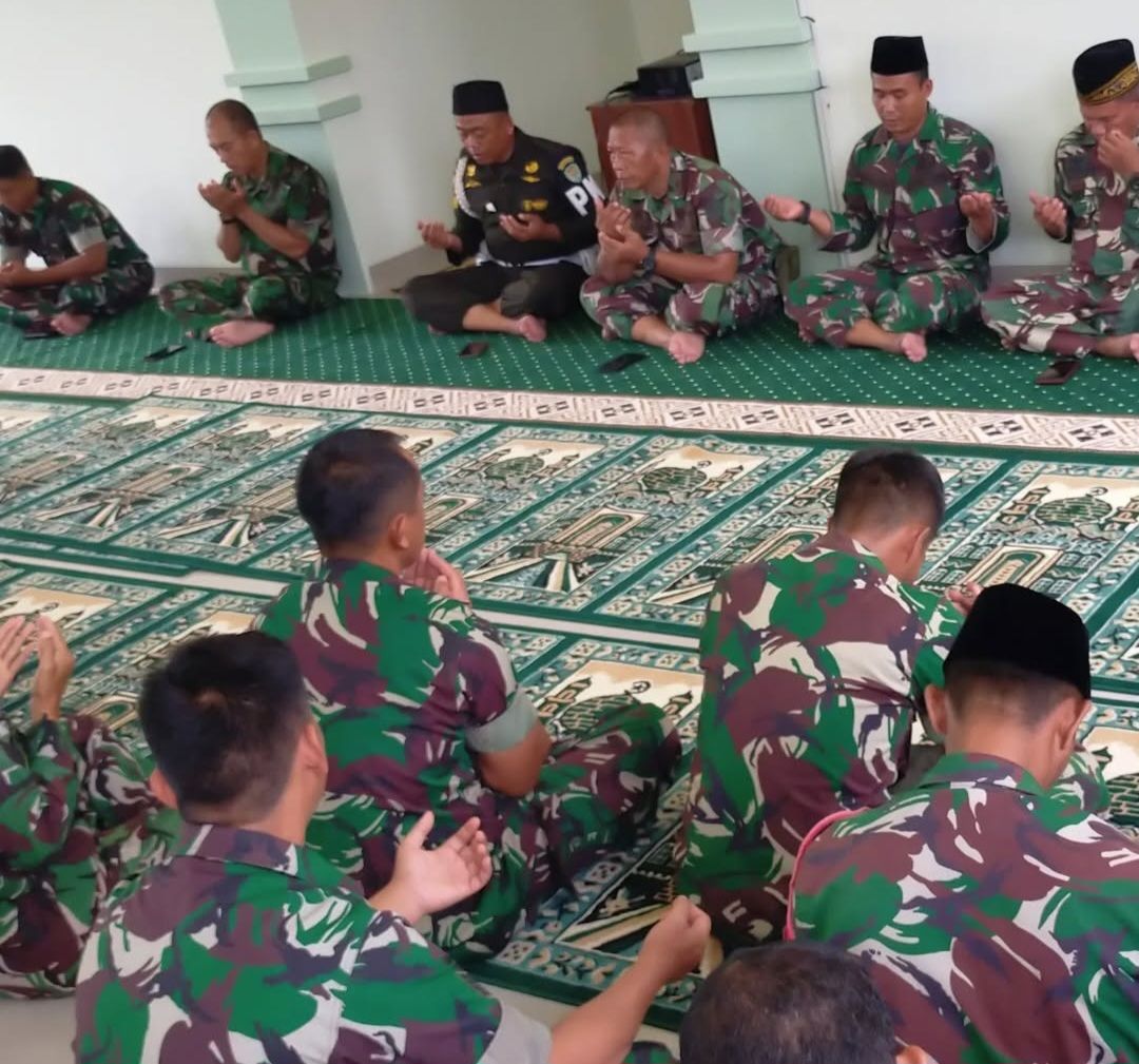 Kodim 0625 Pangandaran Gelar Sholat Dzuhur Berjamaah dan Doa Bersama