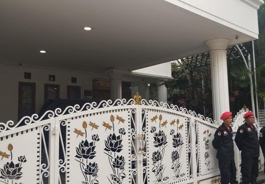 Rumah Sekjen PDIP Hasto Kristiyanto  Digeledah KPK