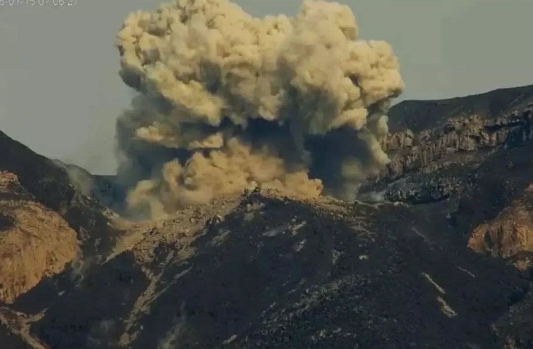 Gunung Semeru di Lumajang Kembali Erupsi