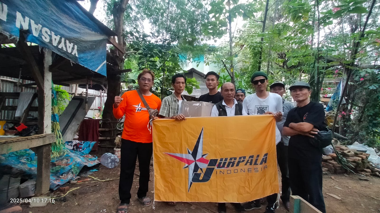 Jurpala Indonesia Bantu Warga Yang Anak Kena Paku di Cikarang