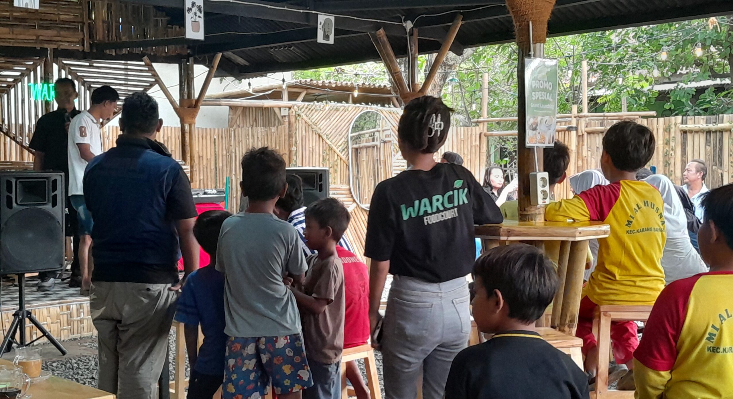 Cafe Warcik Menu Lengkap Hadir di Warungkacung,Kecamatan Karang Bahagia