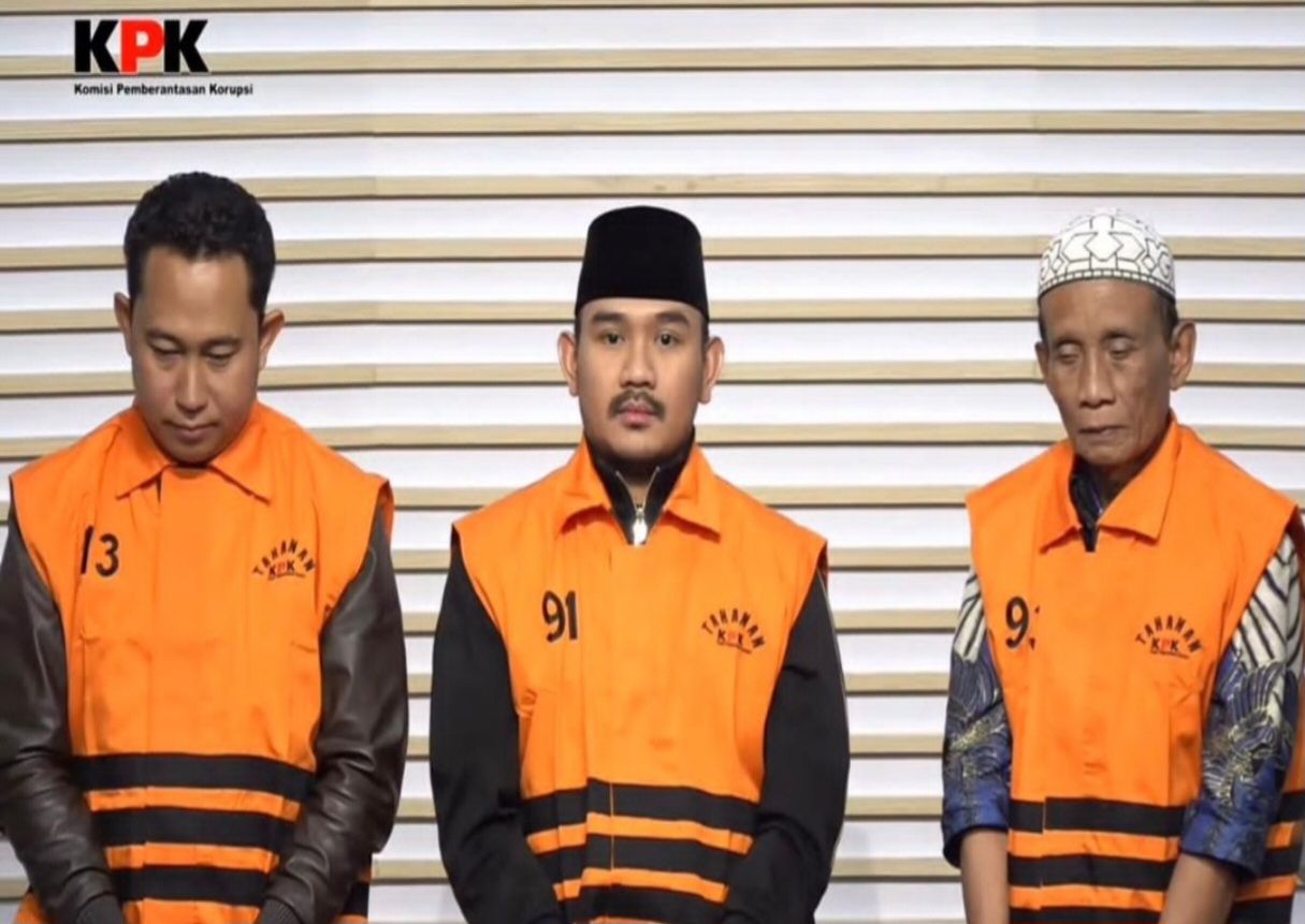 KPK Resmi Menetapkan Bupati Bekasi Ade Kuswara Kunang dan Dua Lainnya Menjadi Tersangka