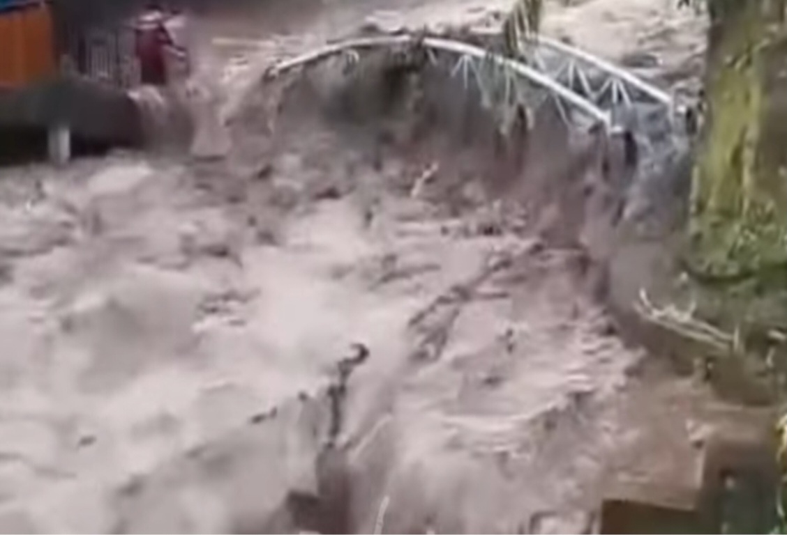 Sejumlah Lokasi Rusak Parah, Akibat Banjir Bandang Wisata Guci Tegal