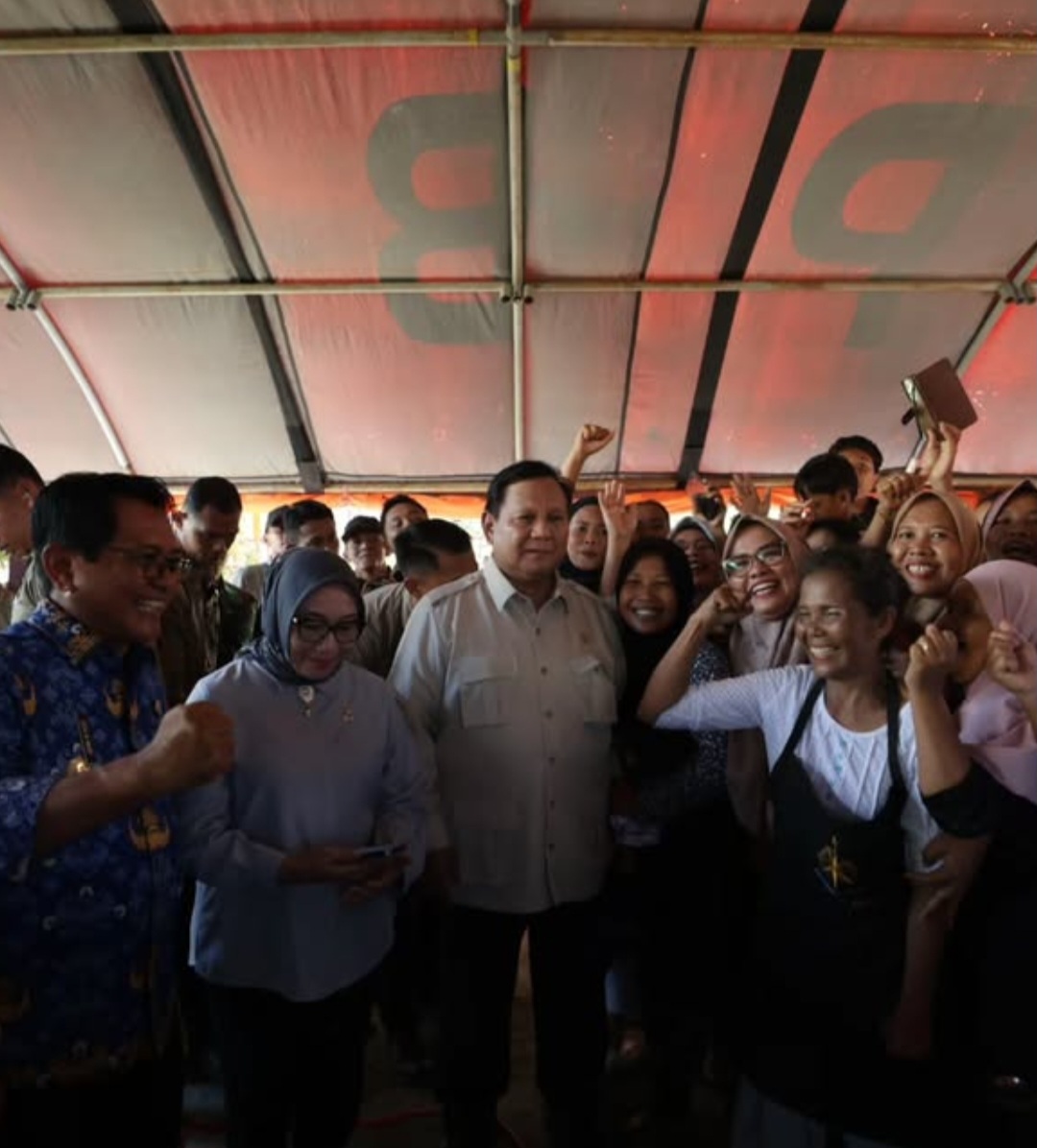 Usai ke Aceh dan Sumatera Utara, Kini Presiden Prabowo Kunjungi Posko Pengungsian Padang Pariaman