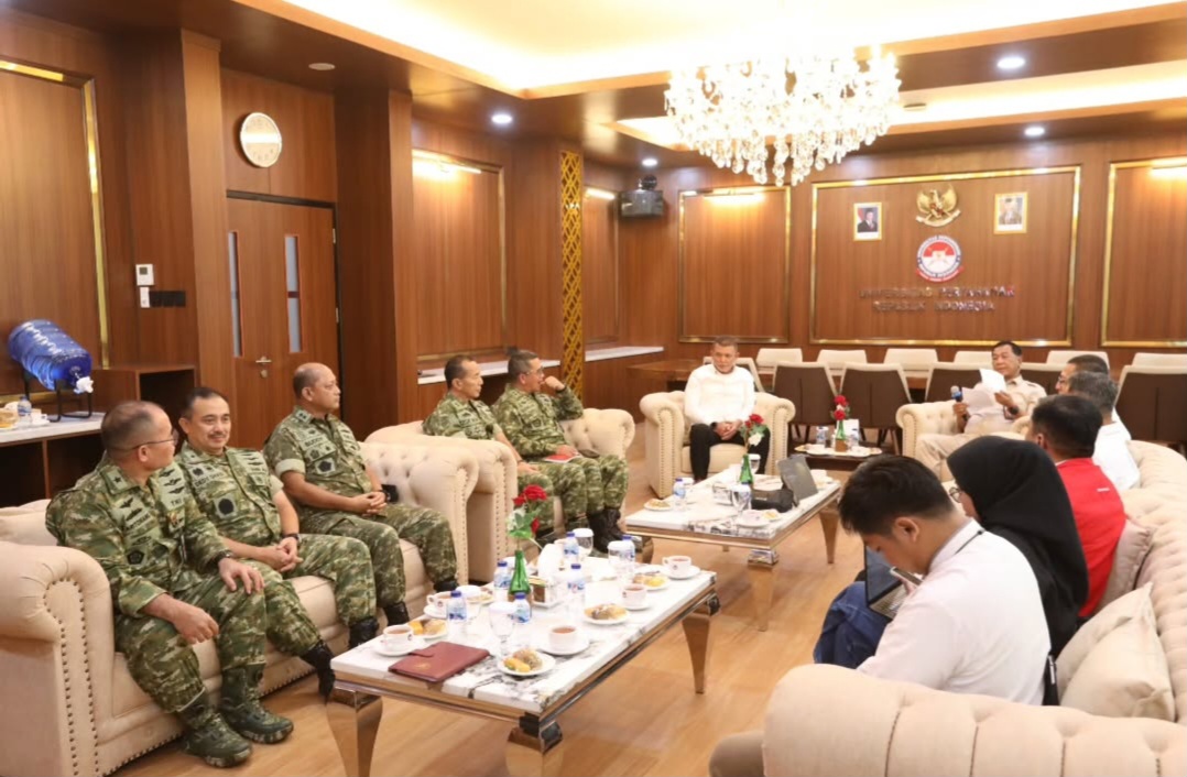 Rektor Universitas Pertahanan RI Menerima Kunjungan Telkomsel Dalam Penguatan Teknologi