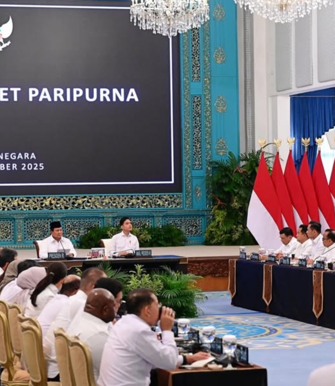 Presiden Prabowo Pimpin Sidang Kabinet Paripurna di Istana Negara