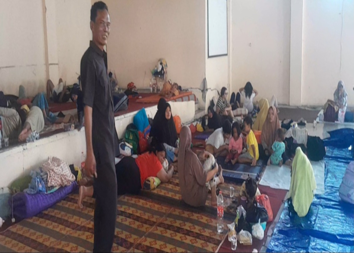 Warga  Villa Kencana Terdampak Banjir di Pengungsian Butuh Bantuan