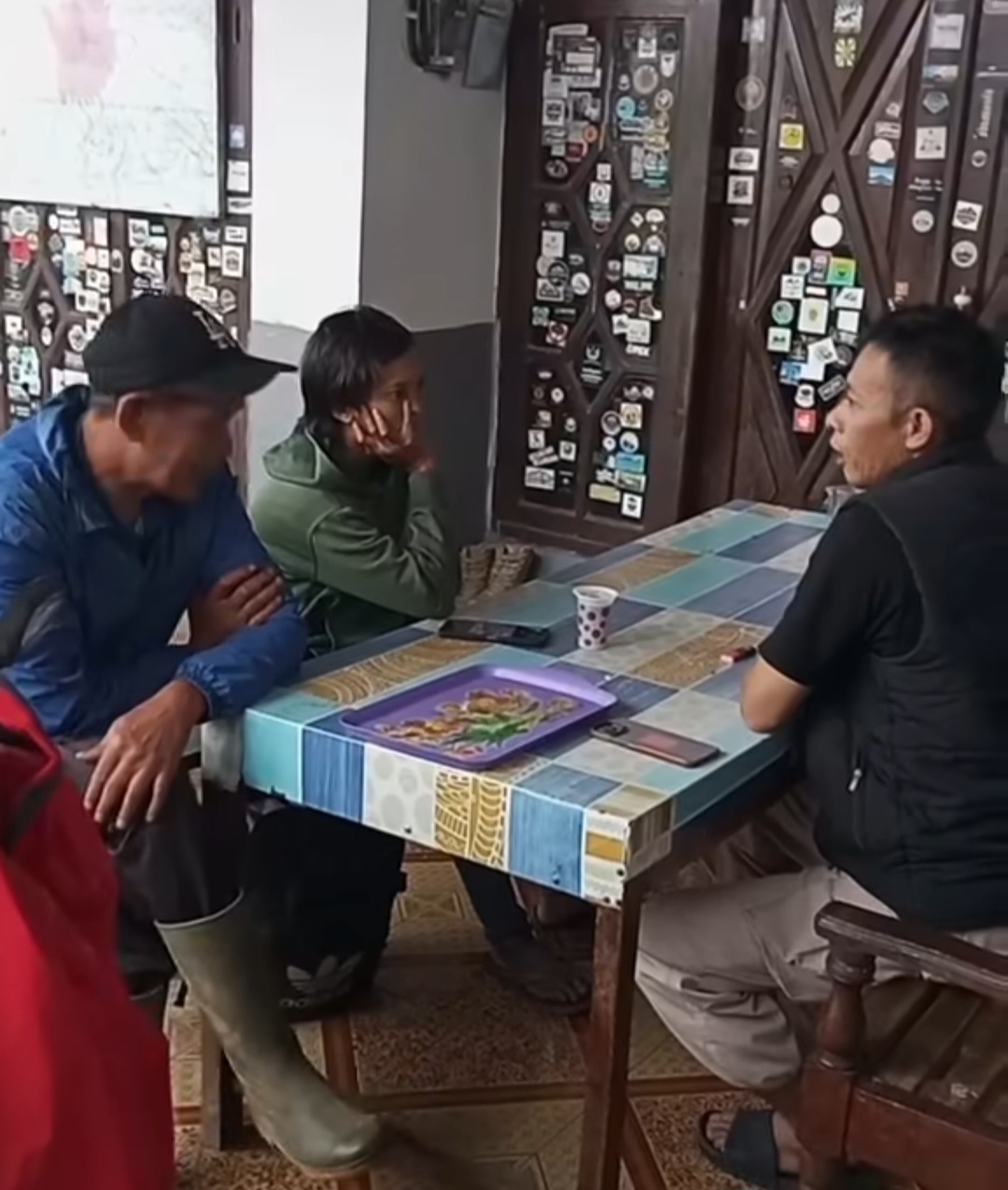 Rival Altaf Sang Indigo Yang Rela Datang ke Gunung Slamet Untuk Mencari Syafiq Ali Pendaki Gunung Yang Hilang