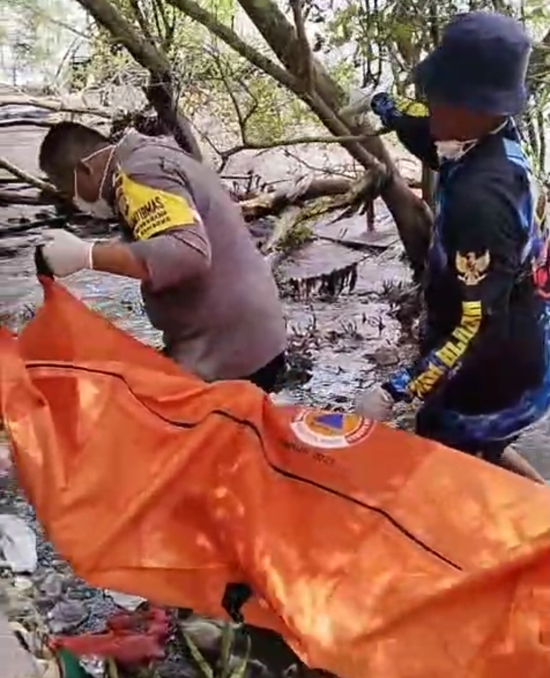 Terungkap,Mayat Bocah di Pesisir Muara Gembong Diduga Kuat Korban Hanyut dari Tambun