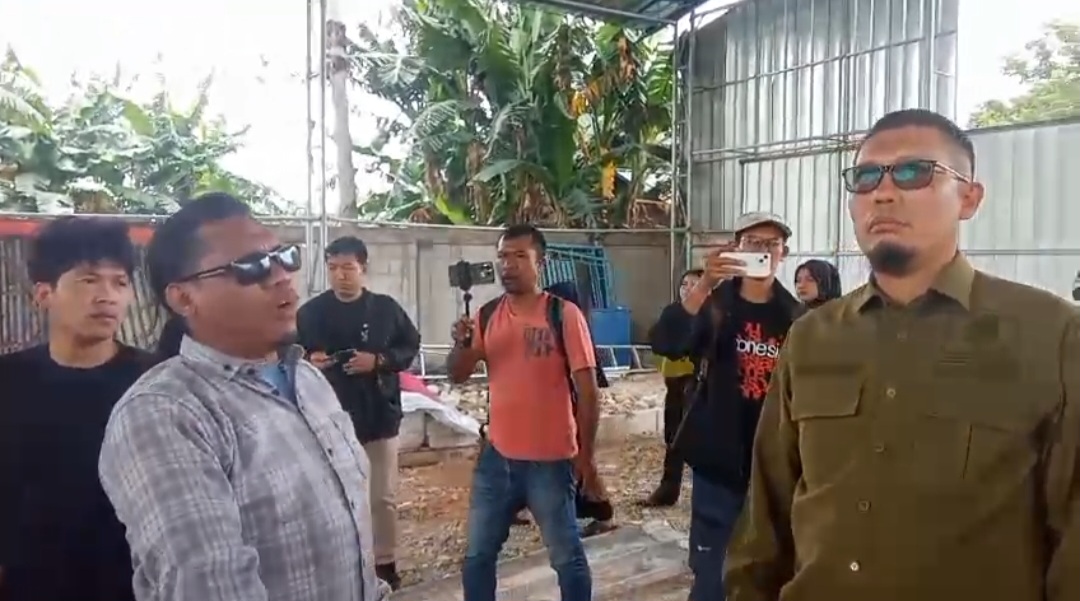 Komisi III DPRD Kabupaten Bekasi Mendadak Kisruh Saat Kunjungan ke Pengelolaan Sampah di Babelan