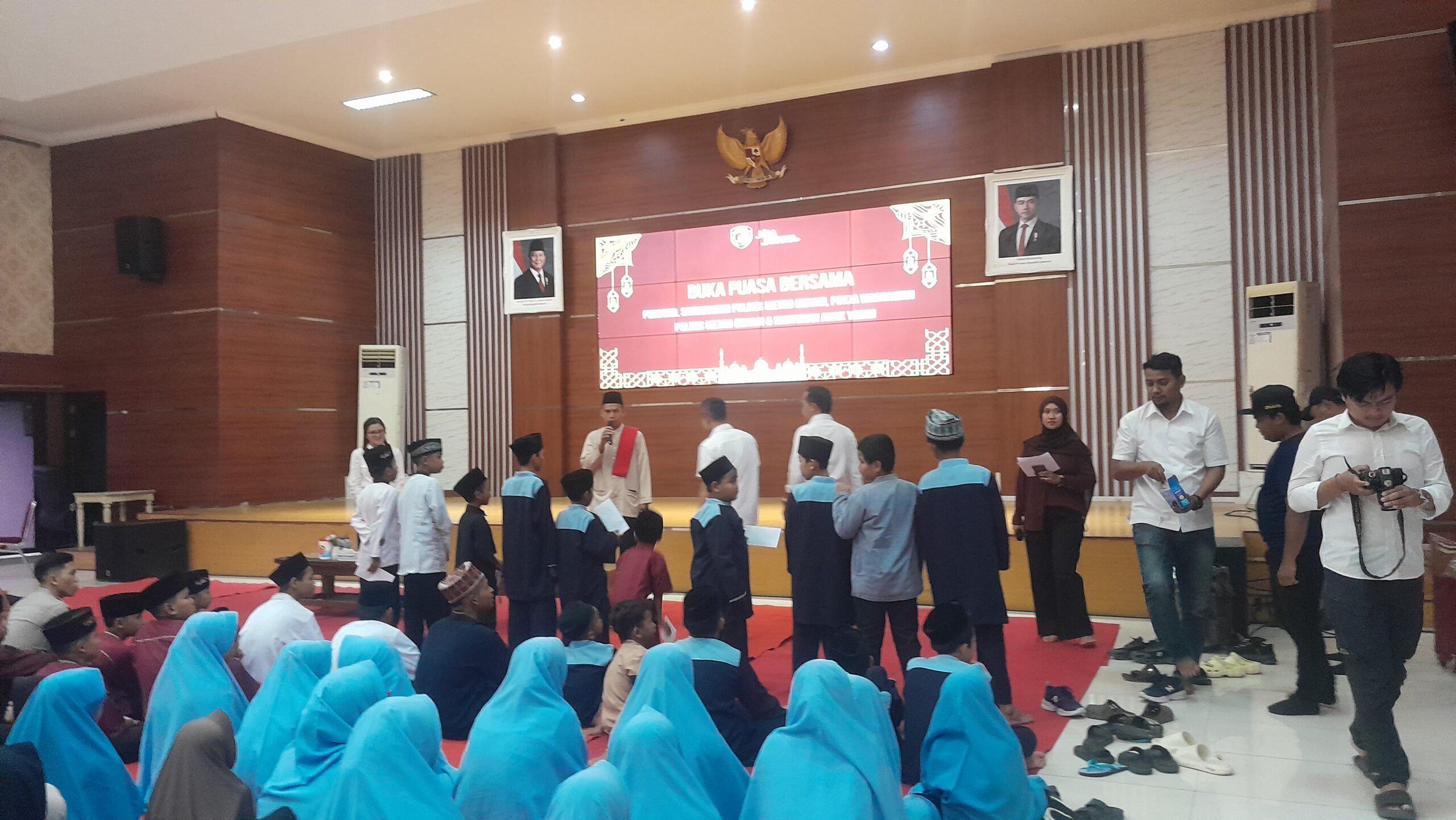 Satreskrim Polres Metro Bekasi Bukber Bersama Insan Pers dan Santunan Anak Yatim