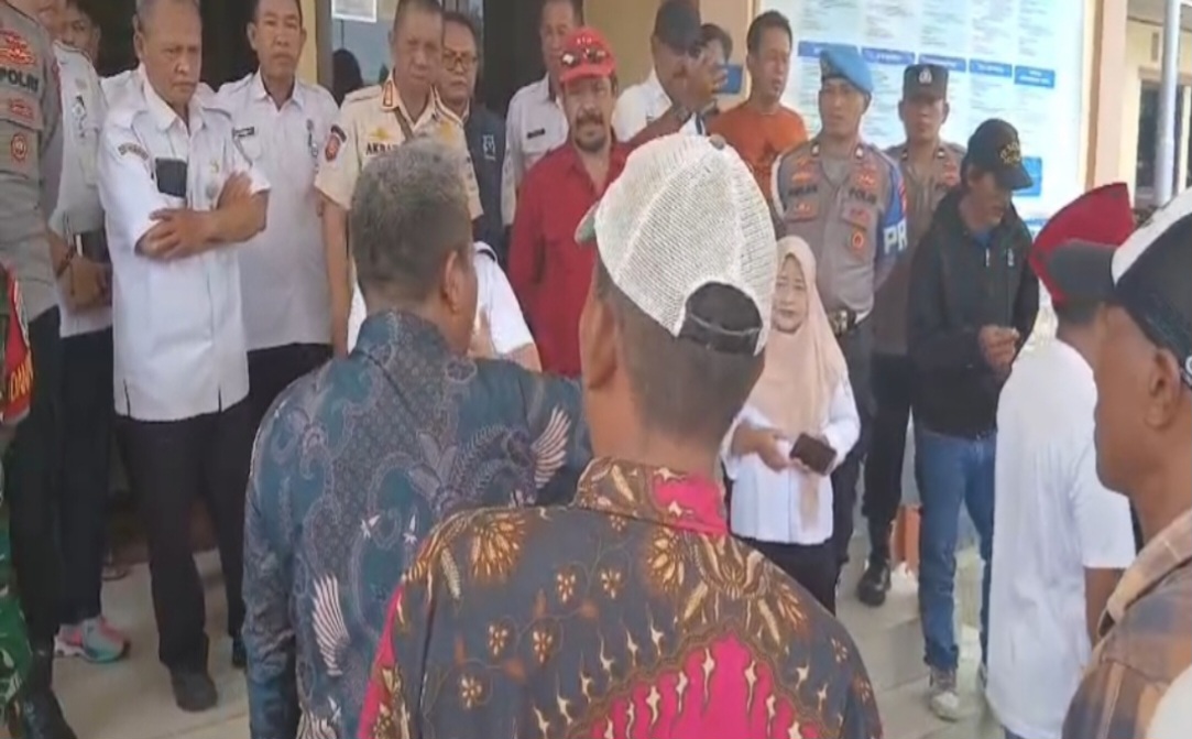 Demo Memanas, Warga Dua Desa di Muara Gembong Ultimatum Kecamatan Soal Hak Pilih BPD
