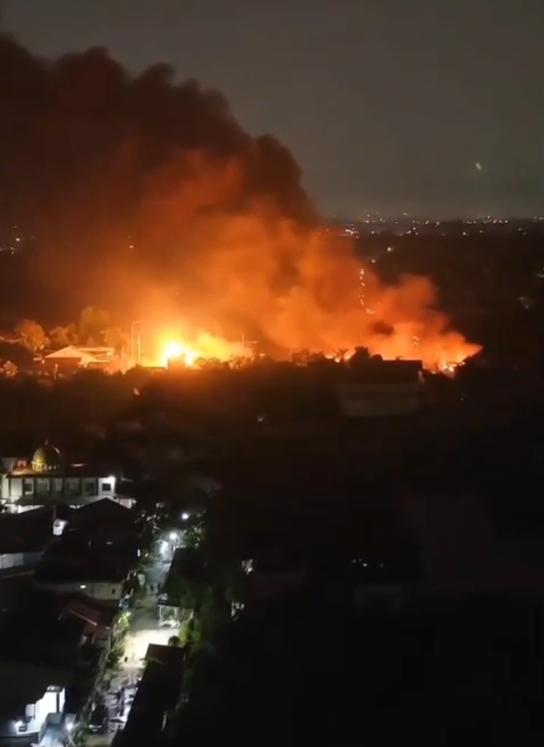 Ledakan Gudang LPG di Cimuning Bekasi, Sejumlah Warga Alami Luka Bakar