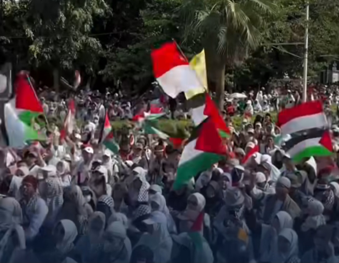 Aksi Damai di Kedubes AS Untuk Prajurit TNI Yang Gugur dan Kemerdekaan Palestina