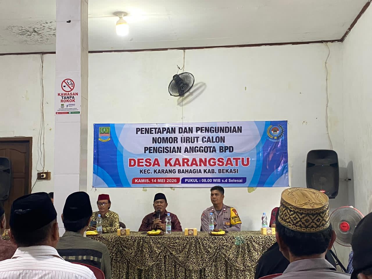 Ratusan Warga Desa Karangsatu Semarakan Pengambilan Nomor Urut Calon BPD