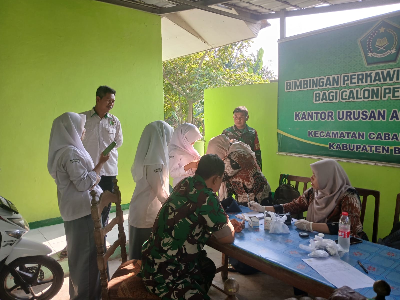 Bersama Bantu Masyarakat,Koramil 03/Cabang Bungin dan Puskesmas Buka Cek Kesehatan
