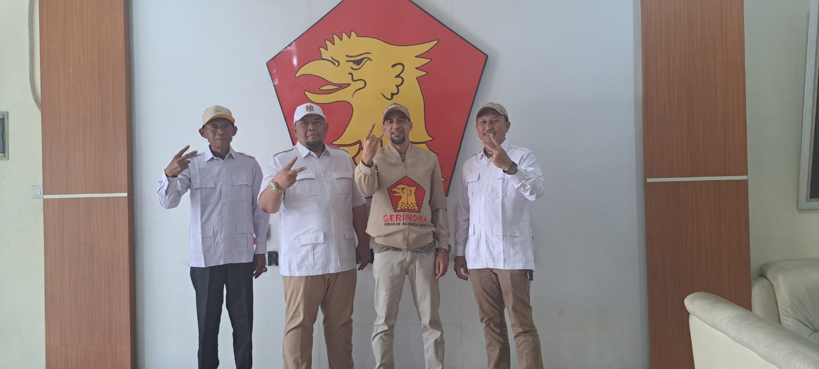 DPC Gerindra Kabupaten Bekasi Lepas 100 Kader untuk Ikuti Diklat