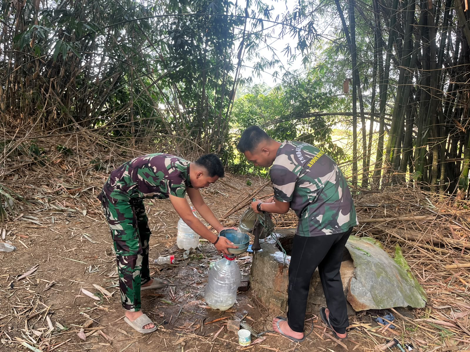 TMMD Ke-129 Kodim 0509/Kab Bekasi Awali Aktivitas dengan Bersih Kampung