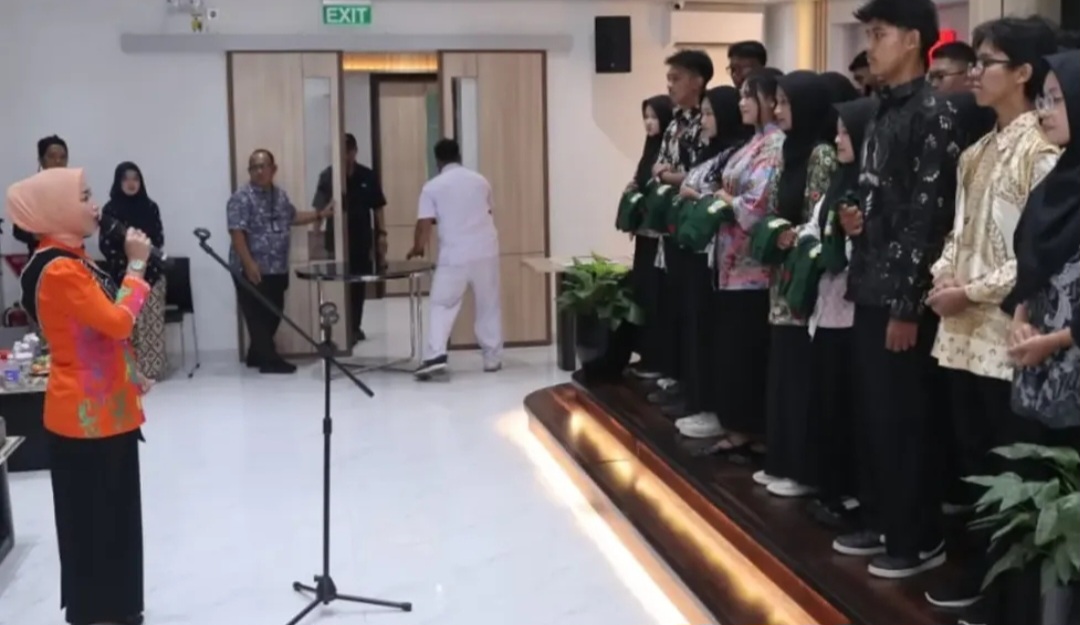 Plt Ketua PKK Kabupaten Bekasi Kukuhkan Forum Anak Daerah Kab Bekasi 2026-2028