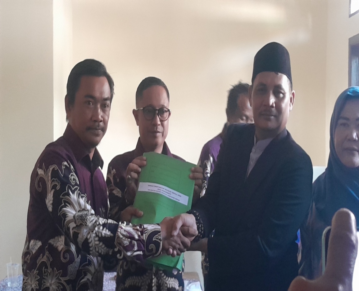 Panitia Pilkades Karangsatu Terima Empat Pendaftar, Hari Ini Andi Daftar Bakal Calon Kades