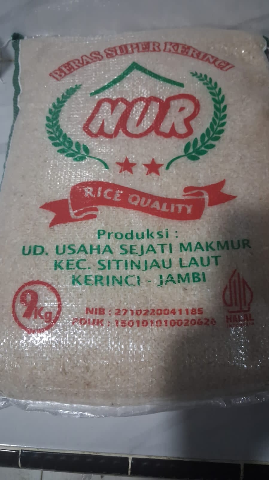 Pemberitaan Atas Nama Beras Merek ‘NUR ‘Sudah Diklarifikasi Oleh Pemilik Distributor, Tidak Adanya Penimbangan Ulang, “Kami Ruko Bukan Gudang”