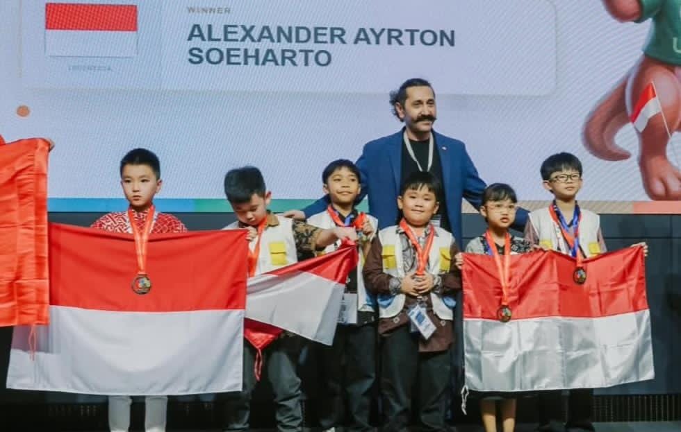 Prestasi Gemilang, Siswa SDN Waluya 02 Raih Penghargaan Gold pada IMEC Olympiad tahun 2025/2026